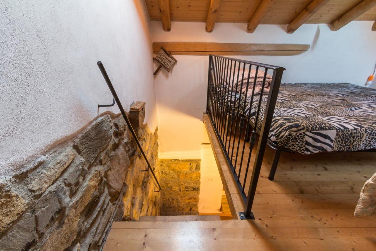 Le Casette Di Laila Colonno Buitenkant foto