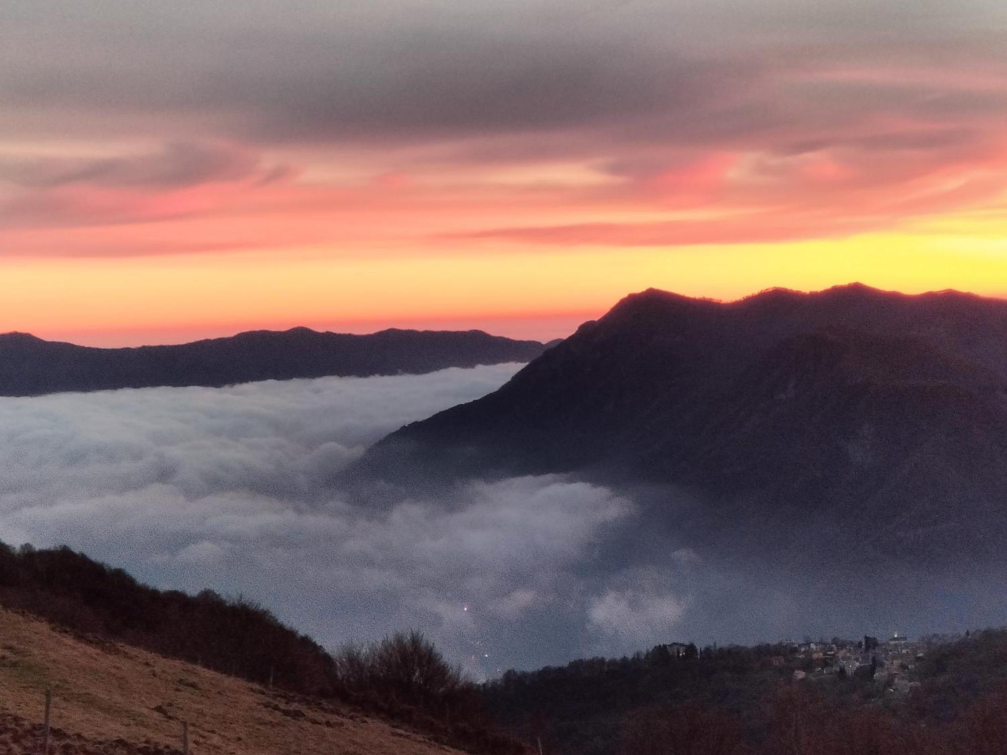 Le Casette Di Laila Colonno Buitenkant foto